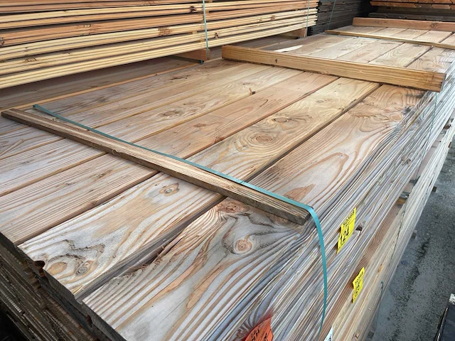 Douglas zweeds rabat 4000x190x26mm (120x) - afbeelding 1 van  3