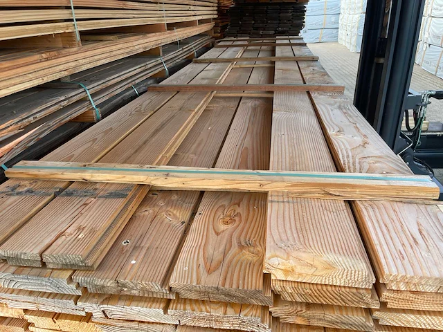 Douglas zweeds rabat 5000x190x26mm (80x) - afbeelding 1 van  3