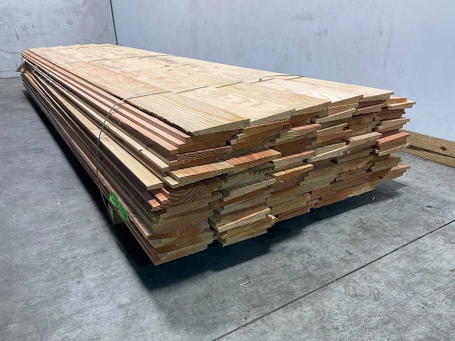 Douglas zweeds rabat fijnbezaagd - 400x20x2,6 cm (34x) - afbeelding 5 van  7