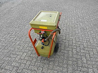 Douven - fustenreiniger - veldspuit - afbeelding 2 van  5
