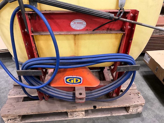 Douven 400 ltr veldspuit - afbeelding 2 van  6