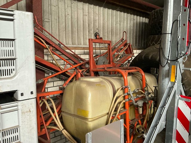 Douven 800ltr. veldspuit - afbeelding 1 van  3