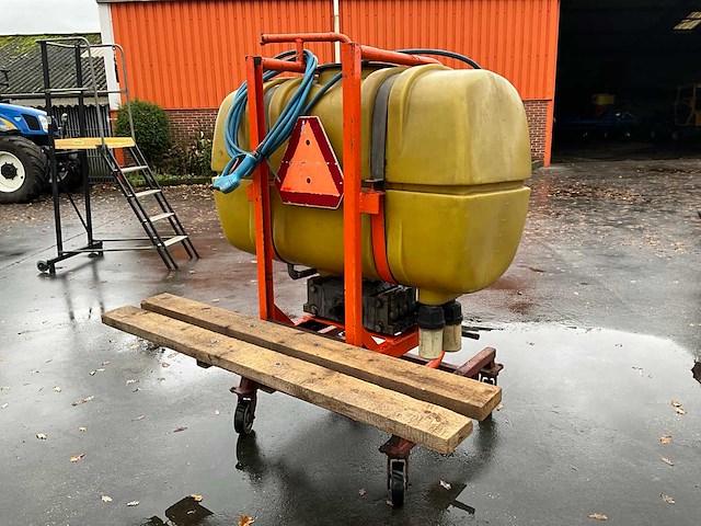 Douven spuittank - afbeelding 4 van  7