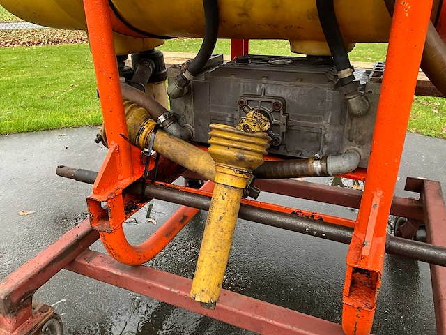 Douven spuittank - afbeelding 6 van  7