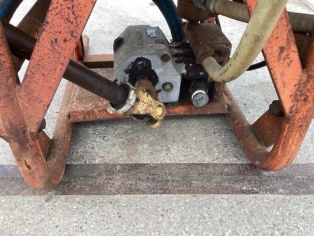 Douven veldspuit - afbeelding 5 van  6