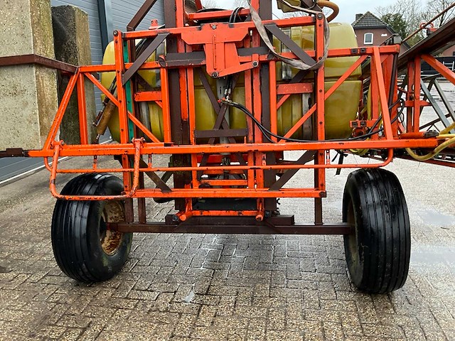 Douven veldspuit - afbeelding 8 van  13