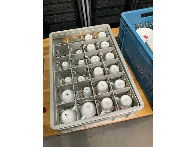 Douwe egberts - cup and saucer - afbeelding 2 van  3