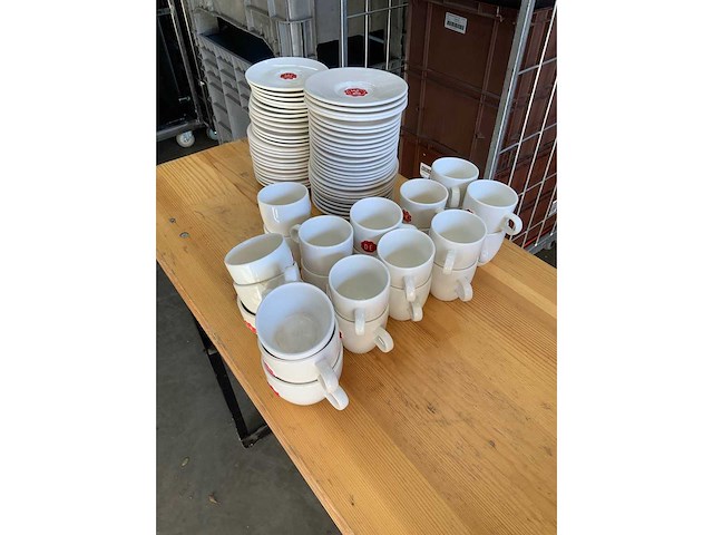 Douwe egberts - various cup en saucer (24x) - afbeelding 3 van  5