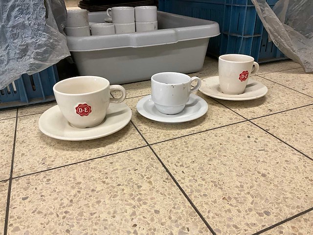 Douwe egberts koffiekop en schotels - afbeelding 3 van  7