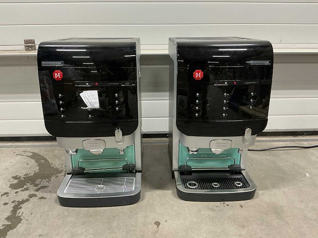 Douwe egberts koffiemachine (2x) - afbeelding 1 van  7