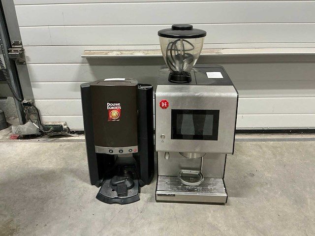Douwe egberts koffiemachine (2x) - afbeelding 1 van  5