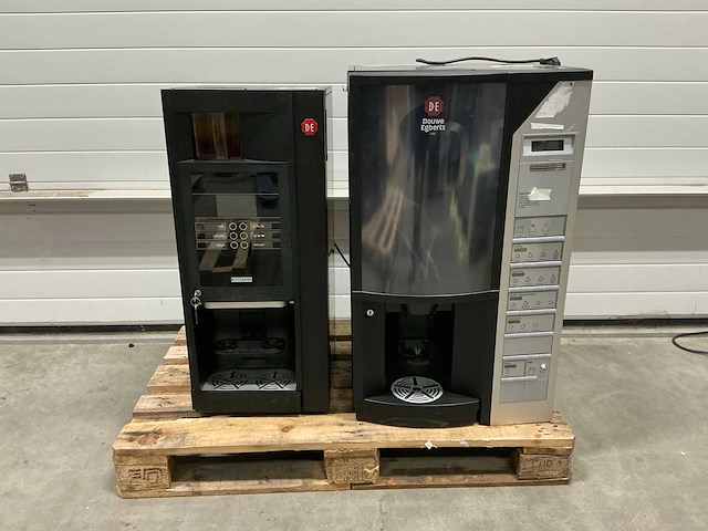 Douwe egberts koffiemachine (2x) - afbeelding 1 van  4