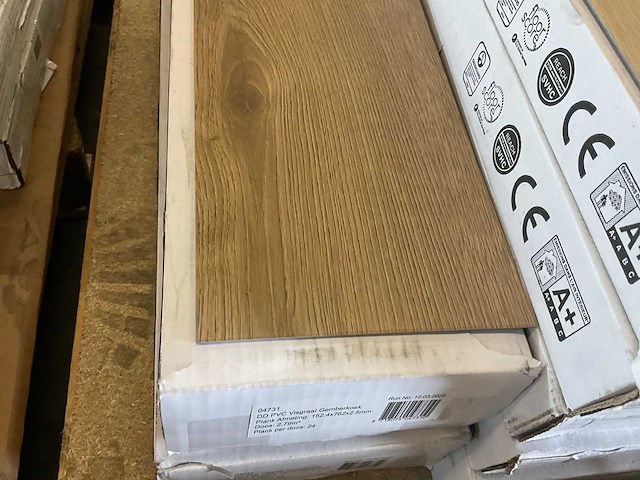 Douwes dekker gemberkoek pvc visgraatdelen ca. 5 m² - afbeelding 2 van  3