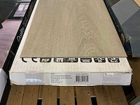 Douwes dekker pepermunt pvc vloerdelen ca. 3,4 m² - afbeelding 2 van  2