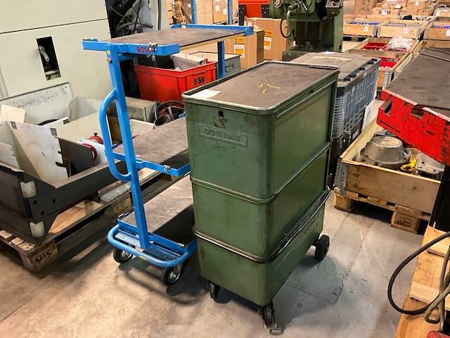 Dowidat gereedschapswagen (2x) - afbeelding 1 van  6