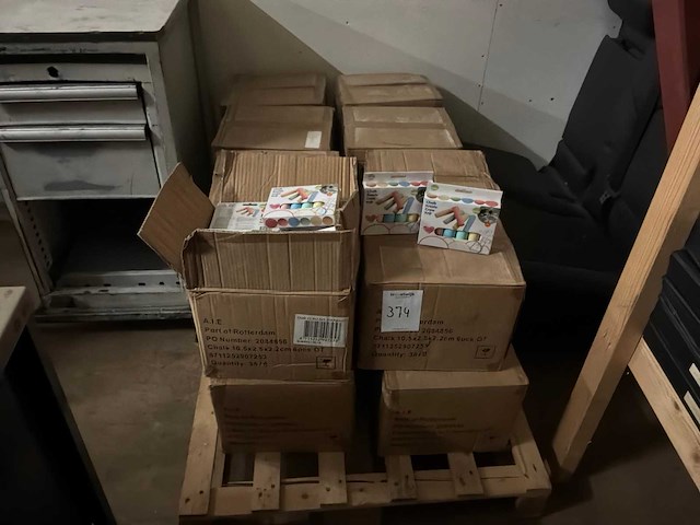 Dozen met stoepkrijt (16x) - afbeelding 2 van  3