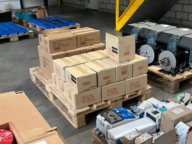 Dozen plastic zakjes met zipsluiting (33x) - afbeelding 4 van  7