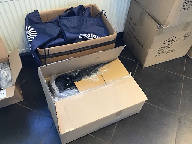 Dozen rugtasjes (2x) - afbeelding 1 van  3