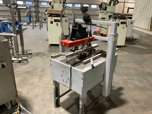 Dozensluitmachine - afbeelding 1 van  2