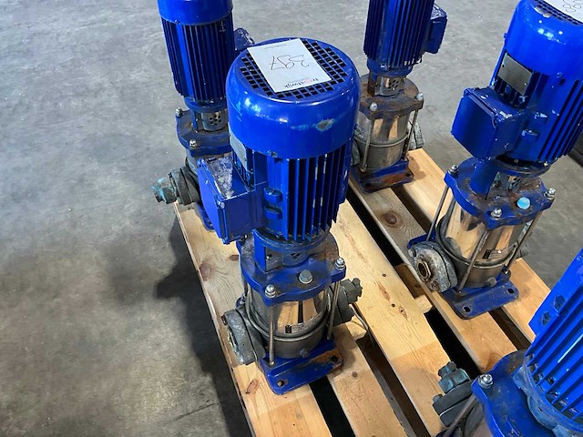 Dp-pomp dpv10-50 meertrapspomp - afbeelding 1 van  2