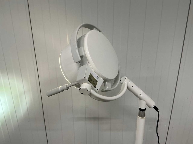 Dr mach - 130 - onderzoekslamp - afbeelding 3 van  3