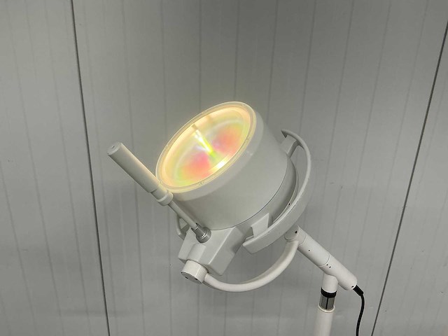 Dr mach - 130 - onderzoekslamp - afbeelding 2 van  3