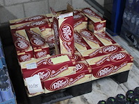 Dr pepper cream & soda 300 blikken met tht 10-2025. - afbeelding 1 van  2