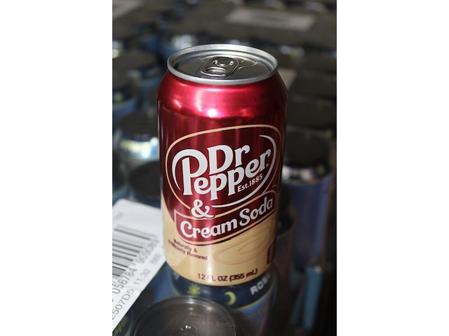Dr pepper cream & soda 300 blikken met tht 10-2025. - afbeelding 2 van  2
