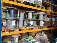 Draad, kabels, connectoren - afbeelding 1 van  15