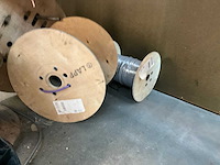 Draad, kabels & snoeren - afbeelding 10 van  11