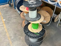 Draad, kabels & snoeren - afbeelding 11 van  11