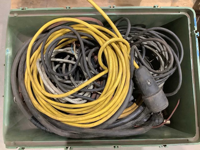 Draad, kabels & snoeren - afbeelding 2 van  2