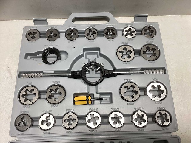 Draad snijset 45-delig, groot mm. - afbeelding 3 van  5