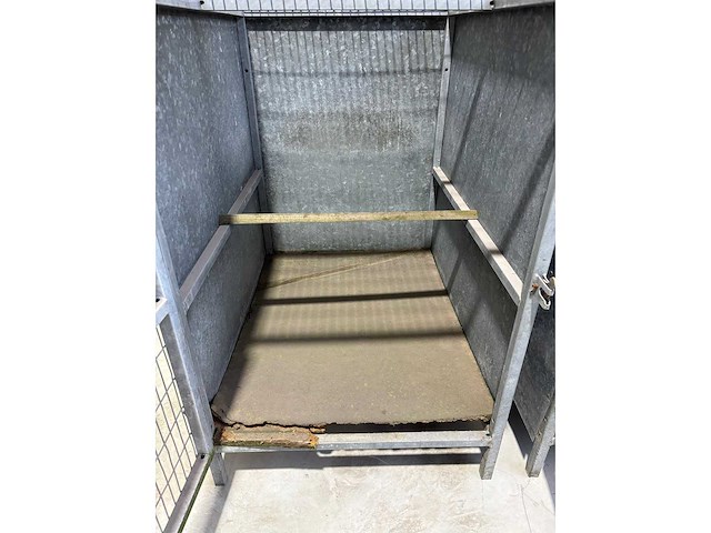 Draadkooi - afbeelding 7 van  9