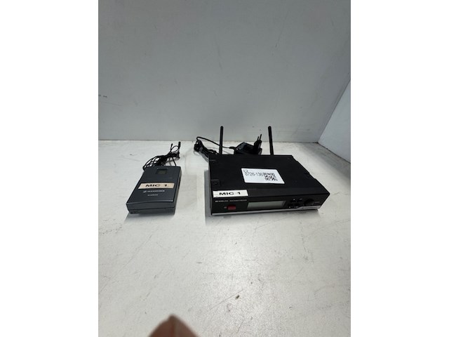 Draadloos microfoonsysteem sennheiser, xs wireless - afbeelding 1 van  5