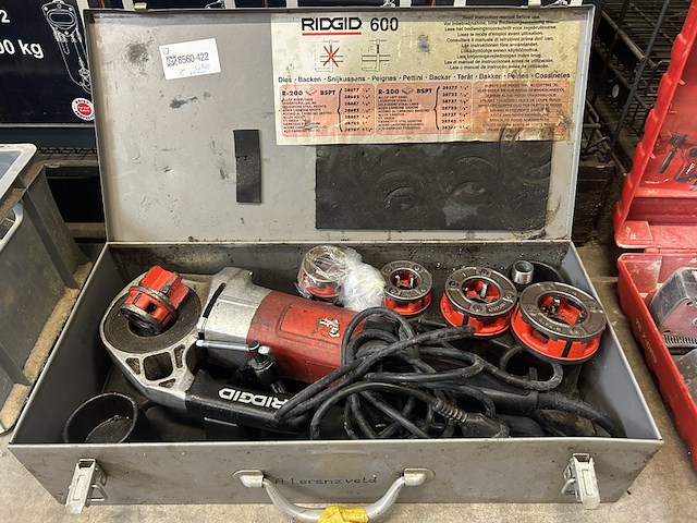 Draadsnijmachine met 5 draadsnijkoppen ridgid, model 600 - afbeelding 1 van  5