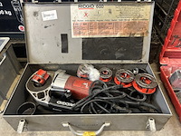 Draadsnijmachine met 5 draadsnijkoppen ridgid, model 600