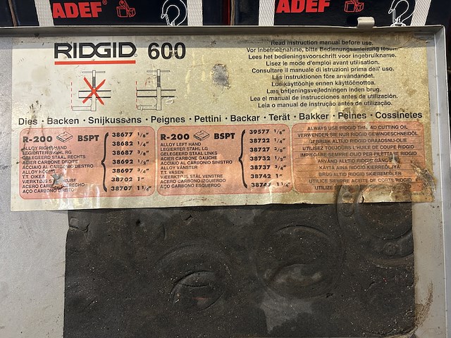 Draadsnijmachine met 5 draadsnijkoppen ridgid, model 600 - afbeelding 5 van  5