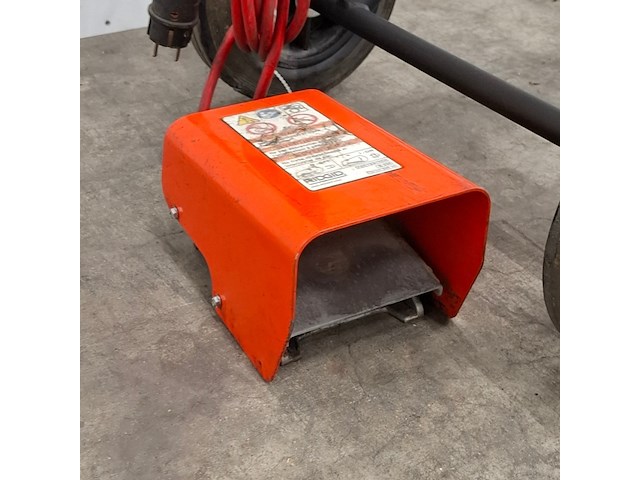 Draadsnijmachine op verrijdbaar onderstel ridgid, 300 compact - afbeelding 9 van  22