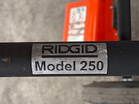 Draadsnijmachine op verrijdbaar onderstel ridgid, 300 compact - afbeelding 15 van  22