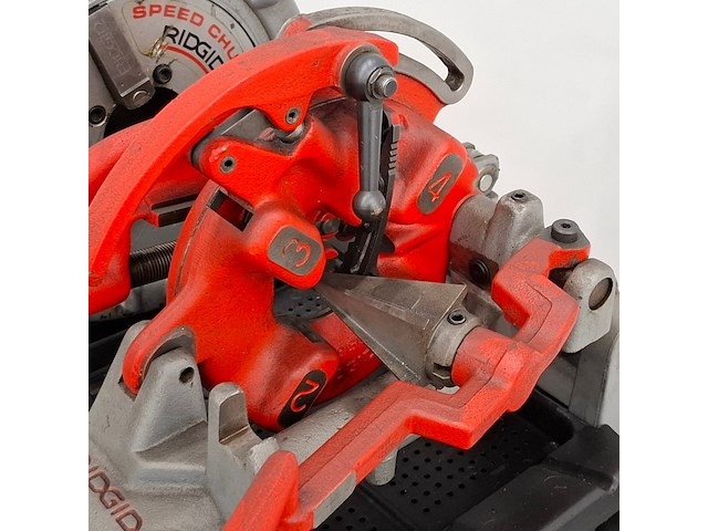 Draadsnijmachine op verrijdbaar onderstel ridgid, 300 compact - afbeelding 19 van  22