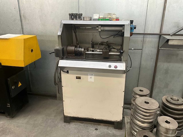 Draadsnijmachine - afbeelding 1 van  9