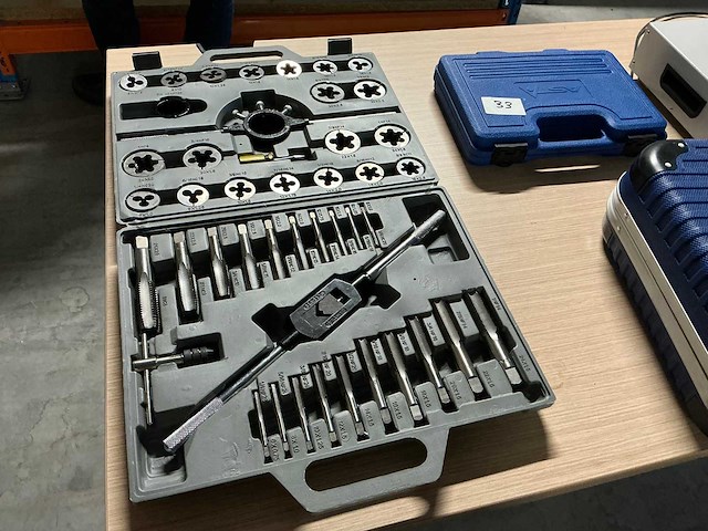 Draadsnijset - afbeelding 1 van  3