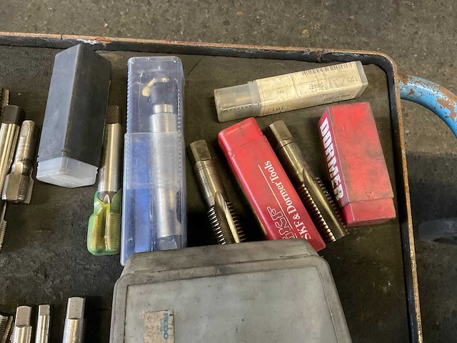 Draadtappen - afbeelding 8 van  9