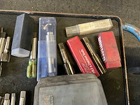 Draadtappen - afbeelding 8 van  9