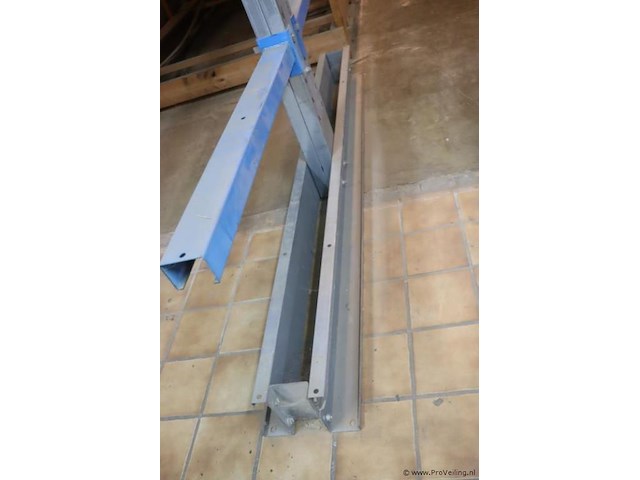 Draagarmstelling - 310x219x244cm - afbeelding 6 van  8