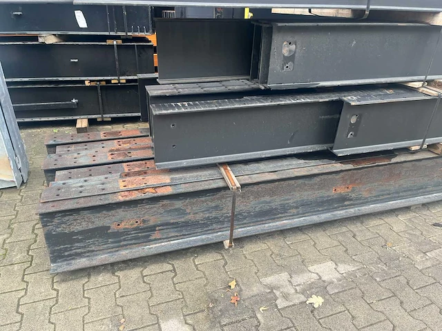 Draagarmstelling 27 staanders met 100 armen - afbeelding 6 van  21