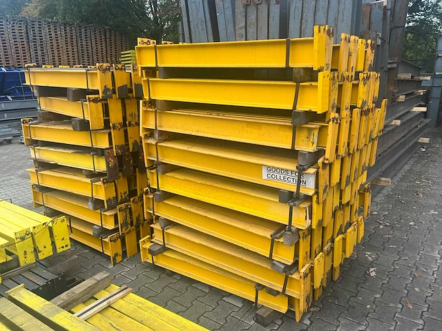 Draagarmstelling 27 staanders met 100 armen - afbeelding 16 van  21