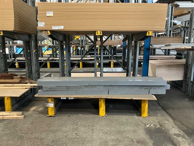 Draagarmstelling 300x1000x500 cm - afbeelding 9 van  18