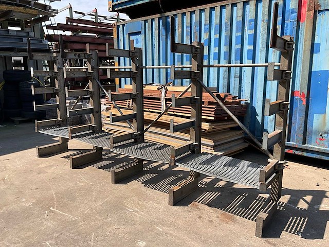 Draagarmstelling ( 4 secties ) - afbeelding 1 van  8